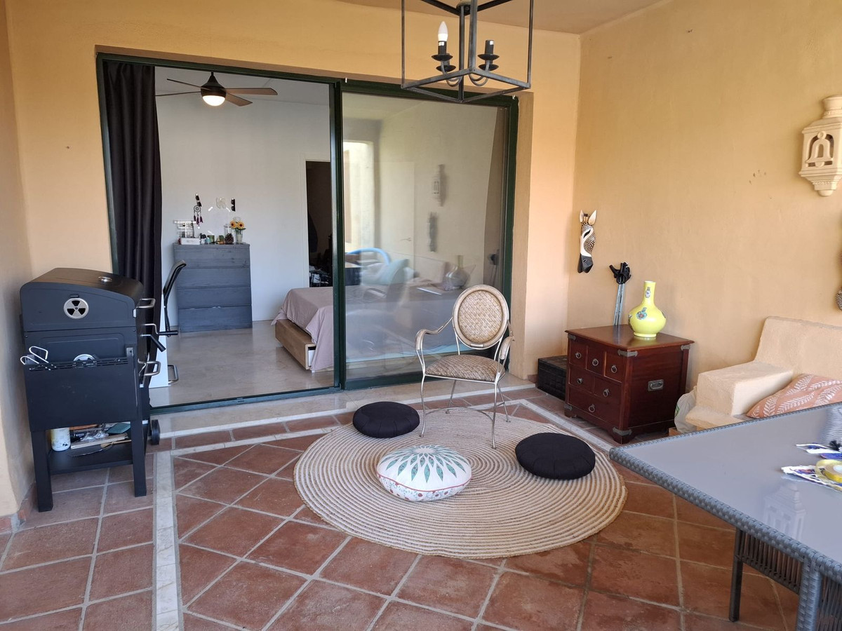Se vende Apartamento Planta Media de 3 dormitorios en Costa Del Sol, Málaga, España
