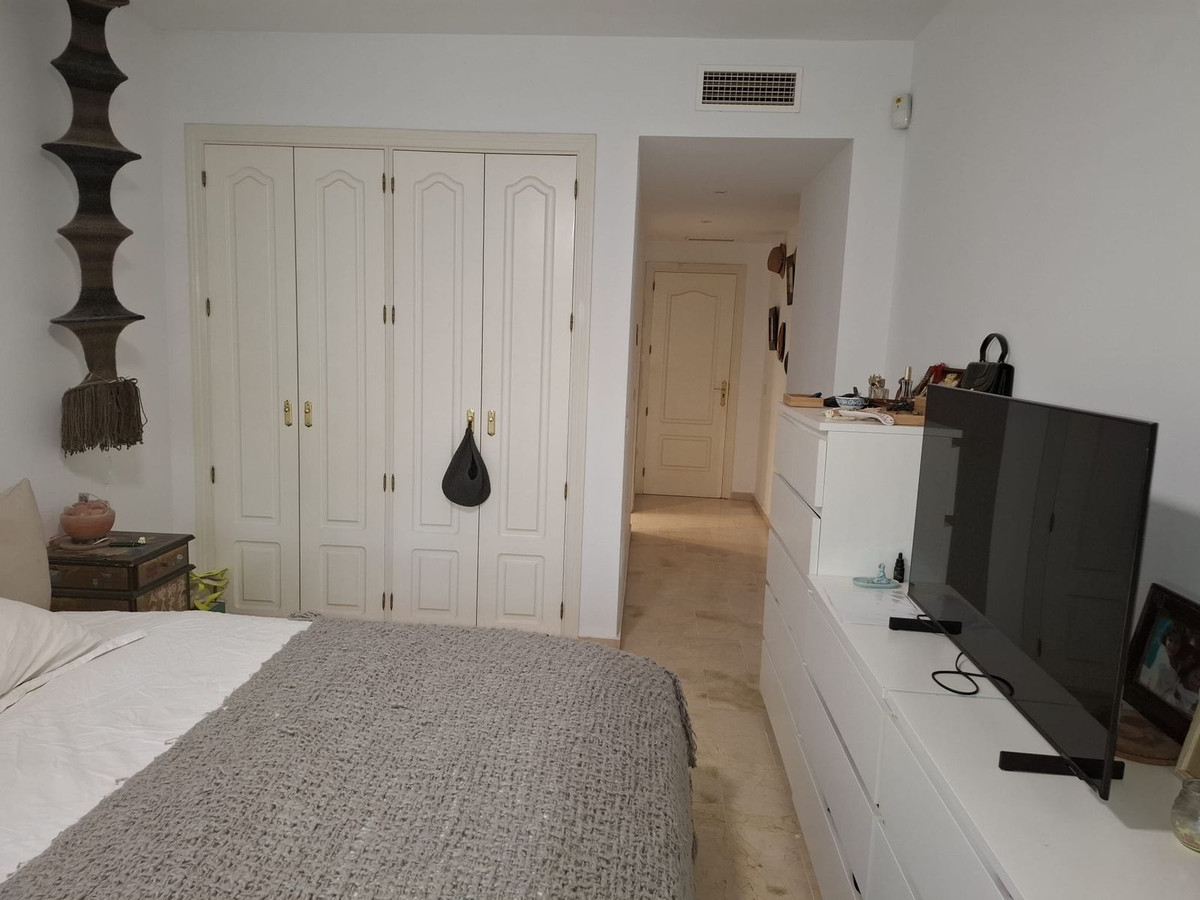 Se vende Apartamento Planta Media de 3 dormitorios en Costa Del Sol, Málaga, España
