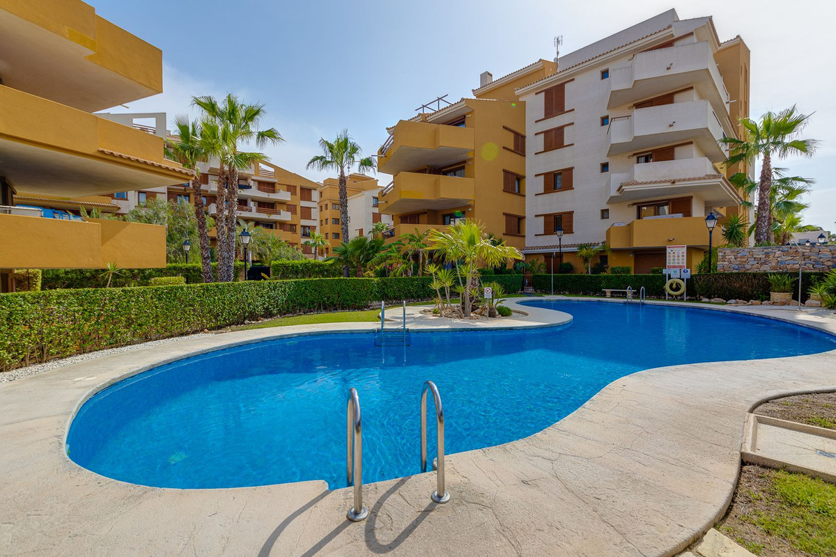 Se vende Ático de 2 dormitorios en Costa Blanca, Alicante, España