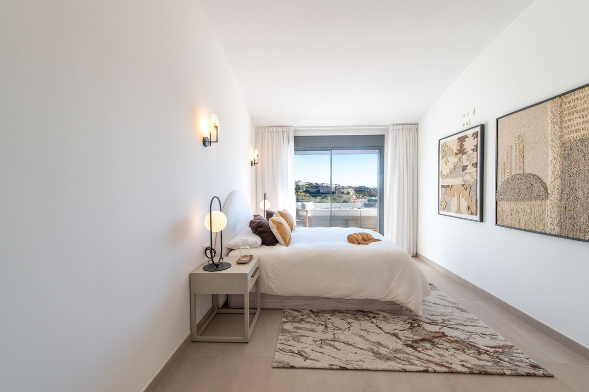 2 Bed Apartment for sale in Fuengirola Costa Del Sol, Málaga, Spain