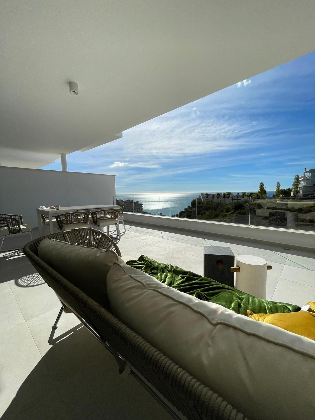 3 Bed Apartment for sale in Benalmadena Costa Costa Del Sol, Málaga, Spain