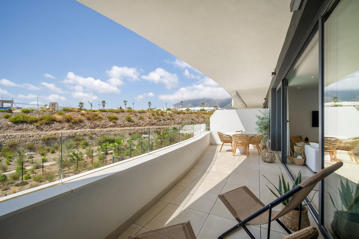 Se vende Apartamento Planta Media de 2 dormitorios en Costa Del Sol, Málaga, España