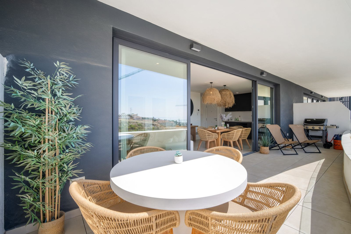 Se vende Apartamento Planta Media de 2 dormitorios en Costa Del Sol, Málaga, España