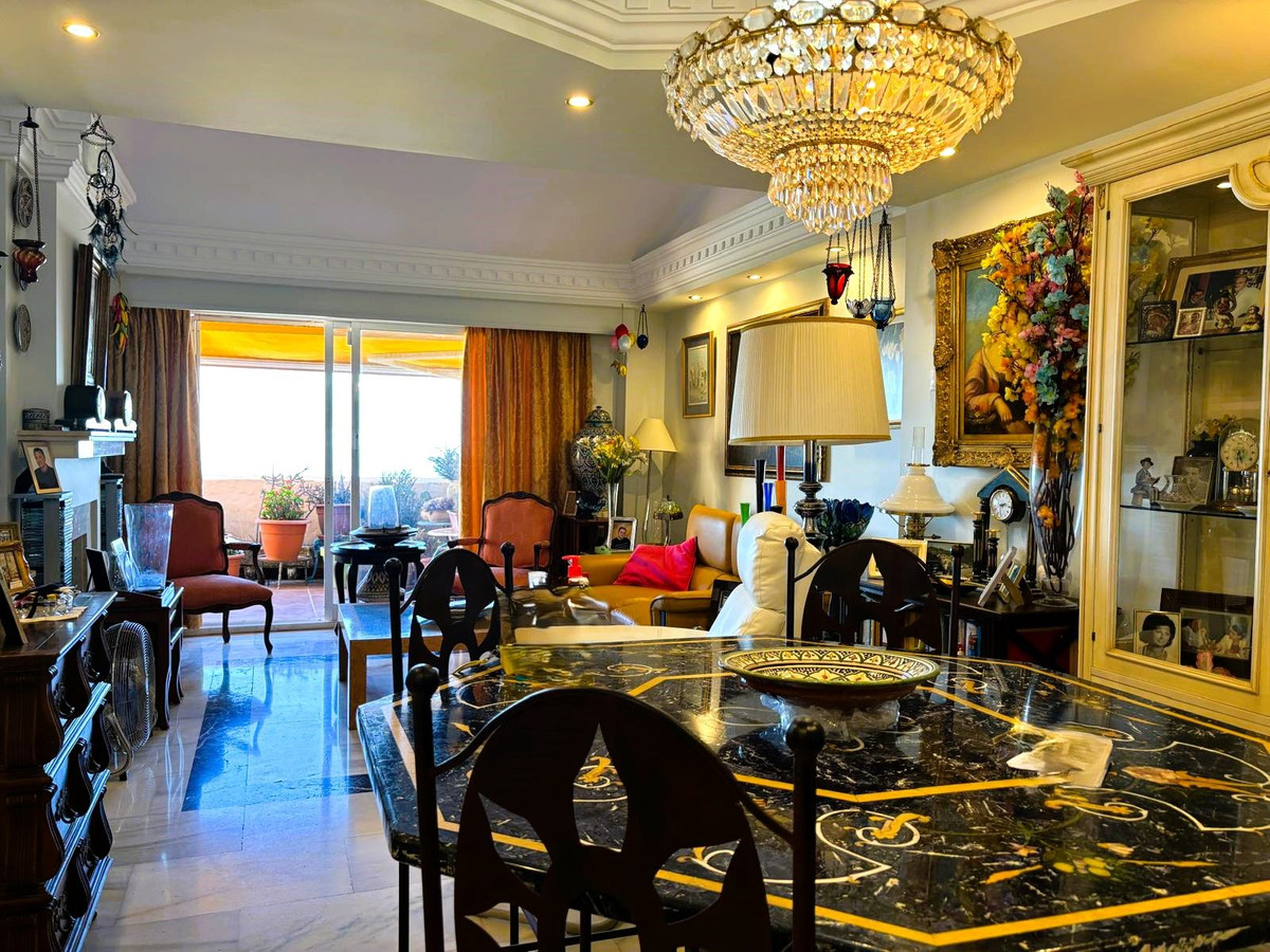 2 Bed Apartment for sale in Calahonda Costa Del Sol, Málaga, Spain