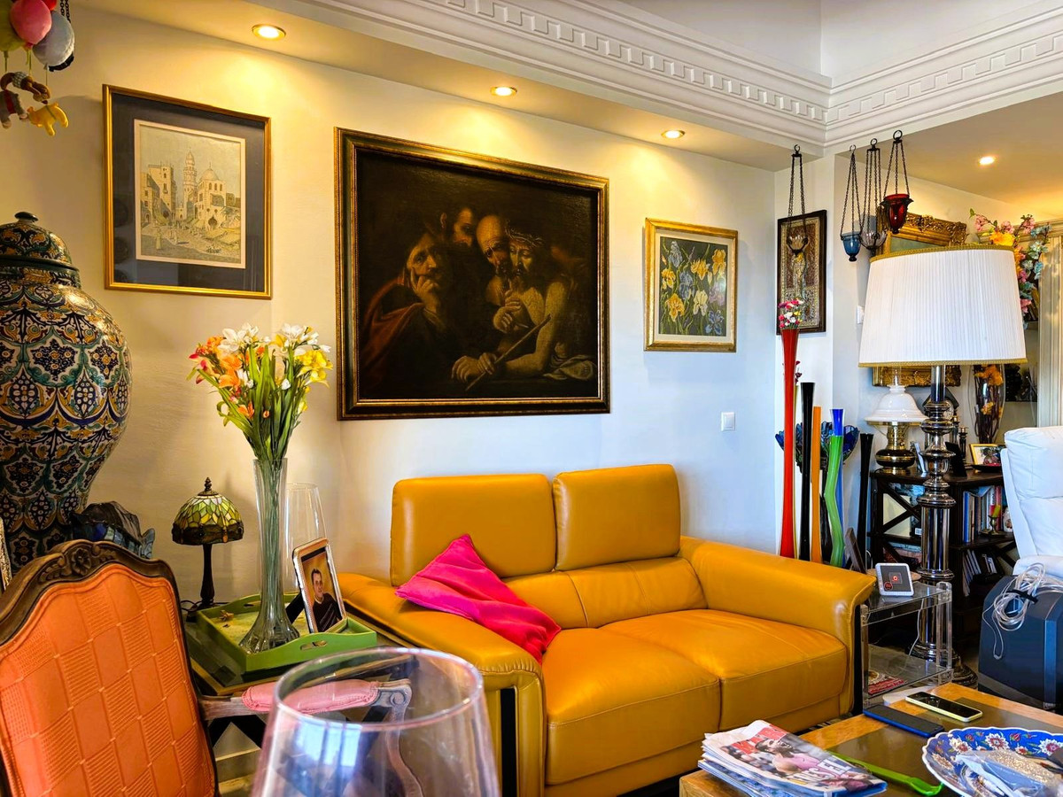 2 Bed Apartment for sale in Calahonda Costa Del Sol, Málaga, Spain