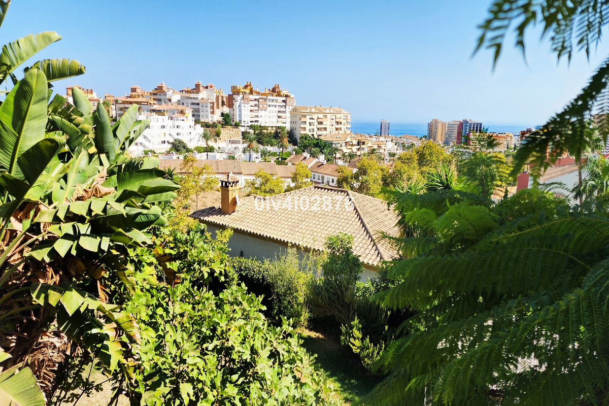 Se vende Villa - Chalet de 6 dormitorios en Costa Del Sol, Málaga, España