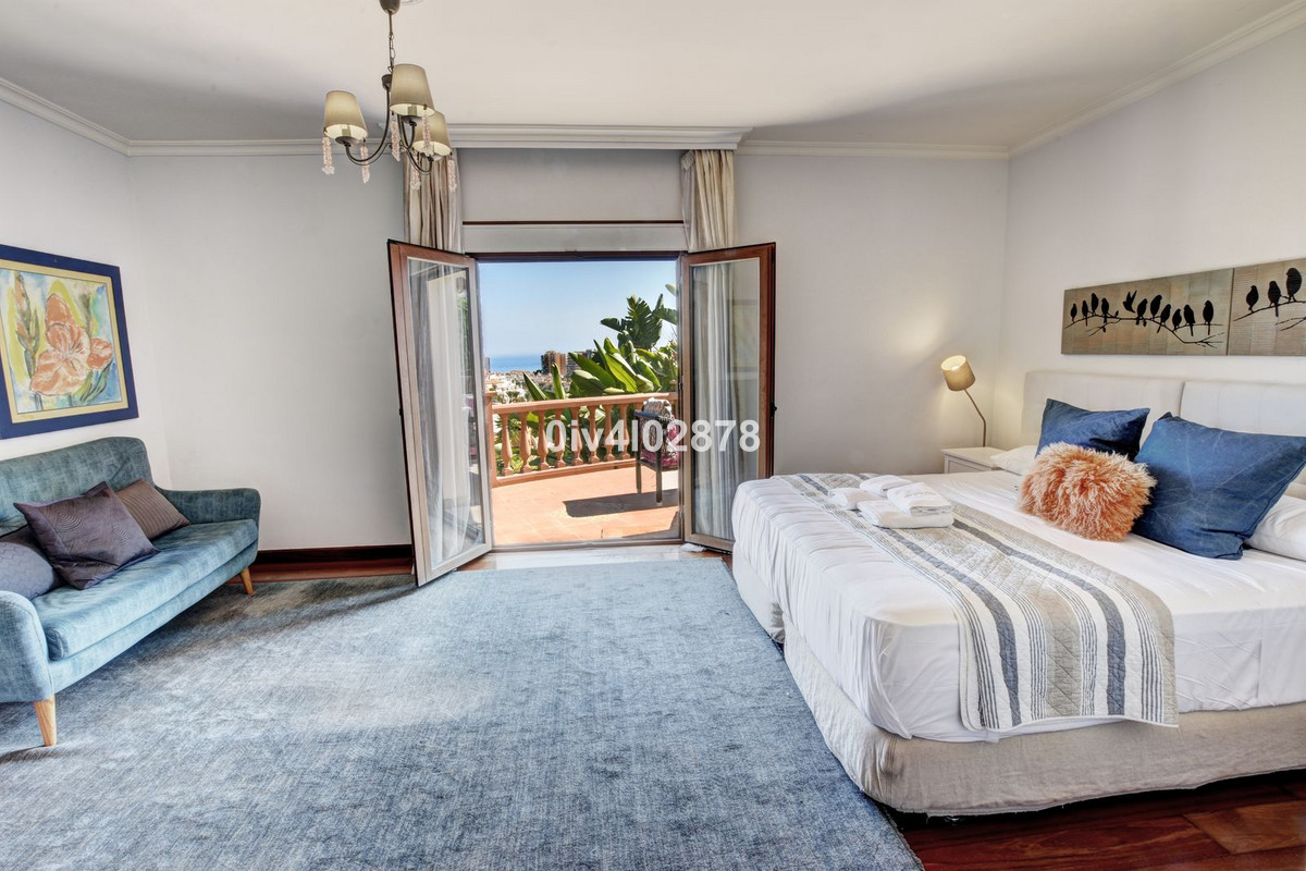 Se vende Villa - Chalet de 6 dormitorios en Costa Del Sol, Málaga, España