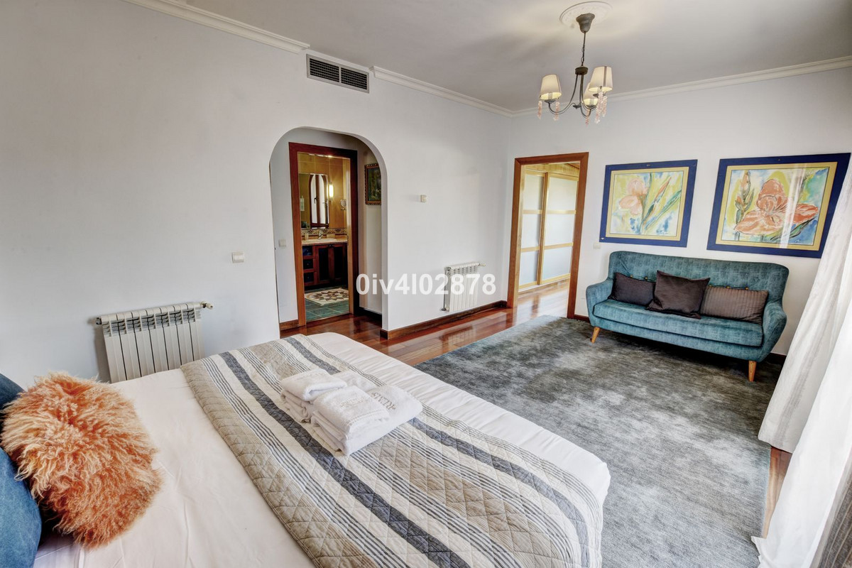 Se vende Villa - Chalet de 6 dormitorios en Costa Del Sol, Málaga, España