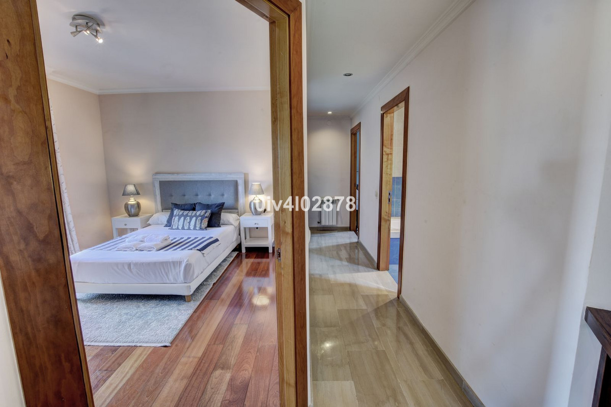 Se vende Villa - Chalet de 6 dormitorios en Costa Del Sol, Málaga, España