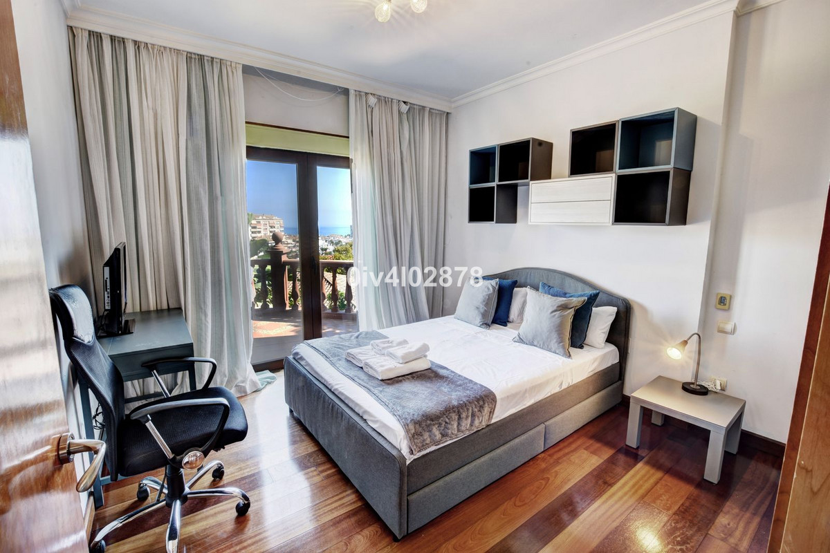 Se vende Villa - Chalet de 6 dormitorios en Costa Del Sol, Málaga, España