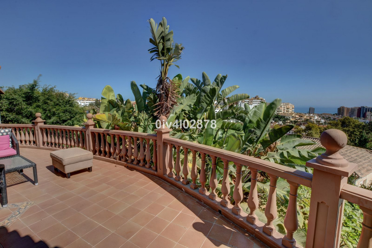 Se vende Villa - Chalet de 6 dormitorios en Costa Del Sol, Málaga, España
