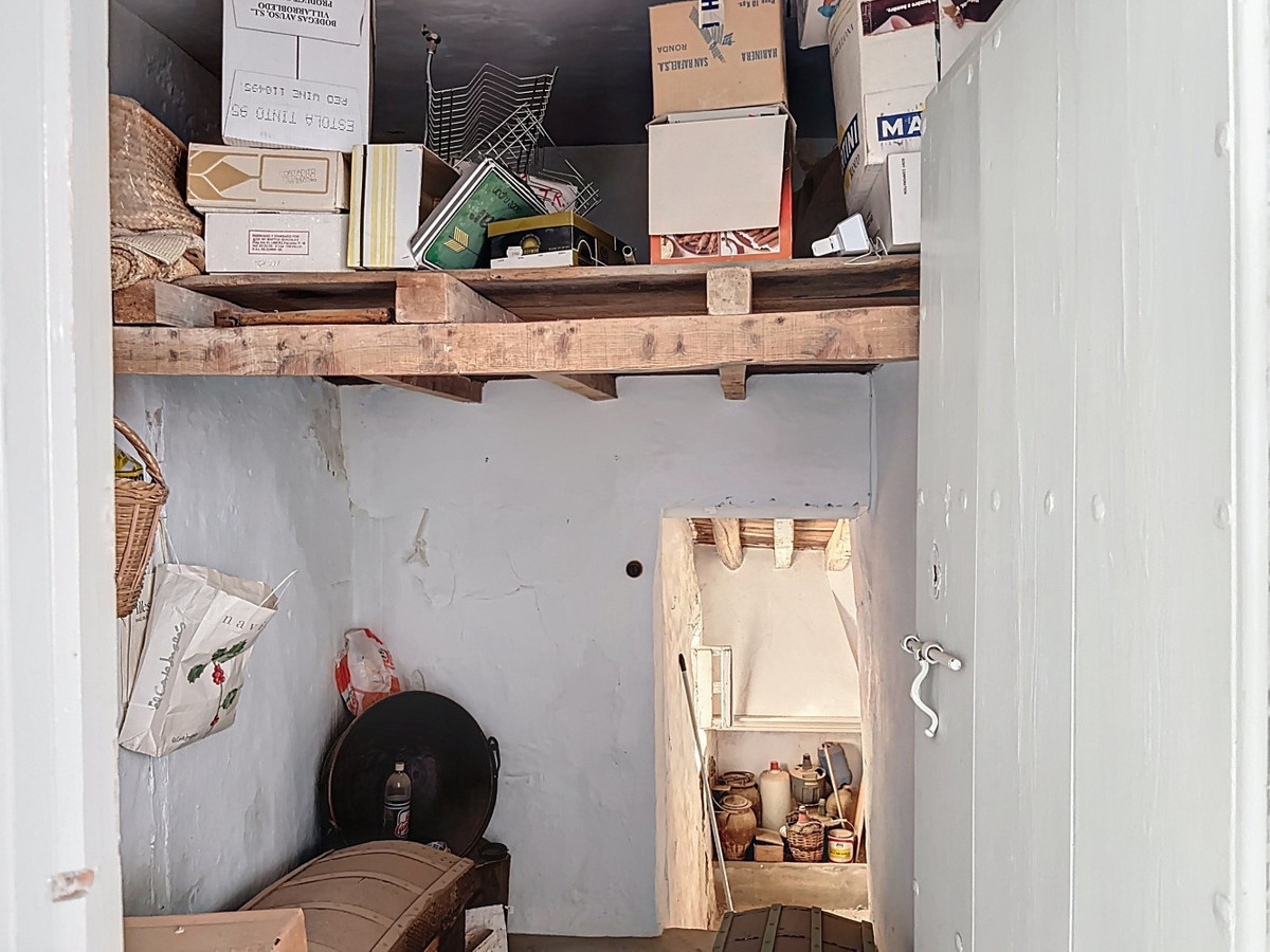 Se vende Pareada de 8 dormitorios en Costa Del Sol East, Málaga, España
