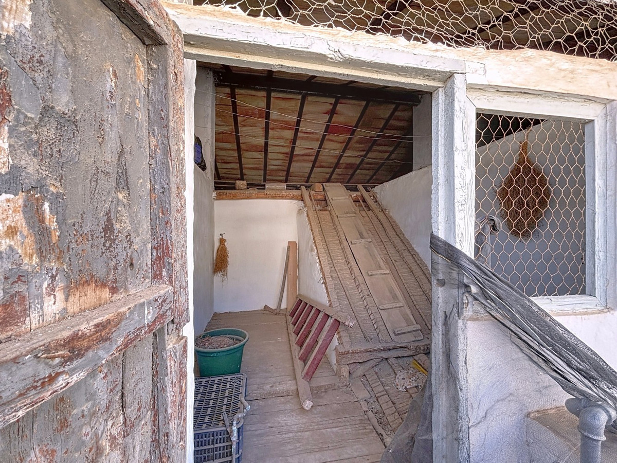 Se vende Pareada de 8 dormitorios en Costa Del Sol East, Málaga, España