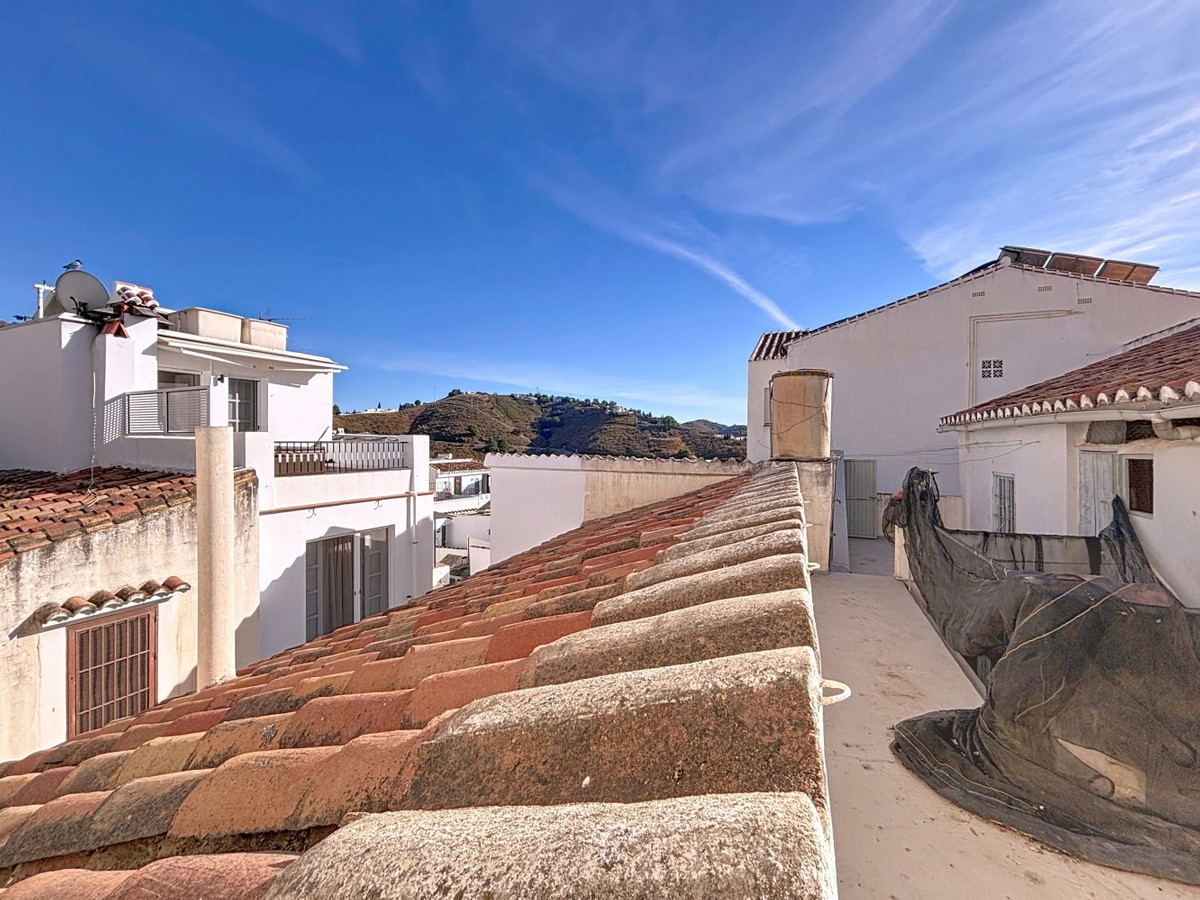 Se vende Pareada de 8 dormitorios en Costa Del Sol East, Málaga, España