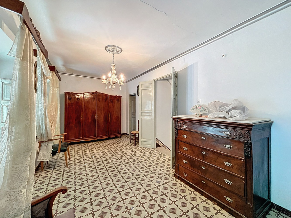 Se vende Pareada de 8 dormitorios en Costa Del Sol East, Málaga, España