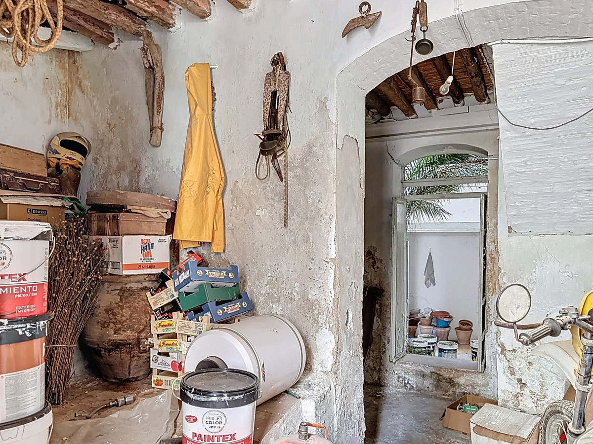 Se vende Pareada de 8 dormitorios en Costa Del Sol East, Málaga, España