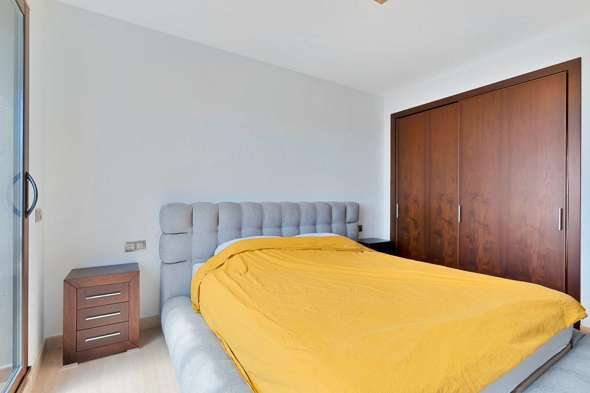 3 Bed Apartment for sale in Nueva Andalucía Costa Del Sol, Málaga, Spain