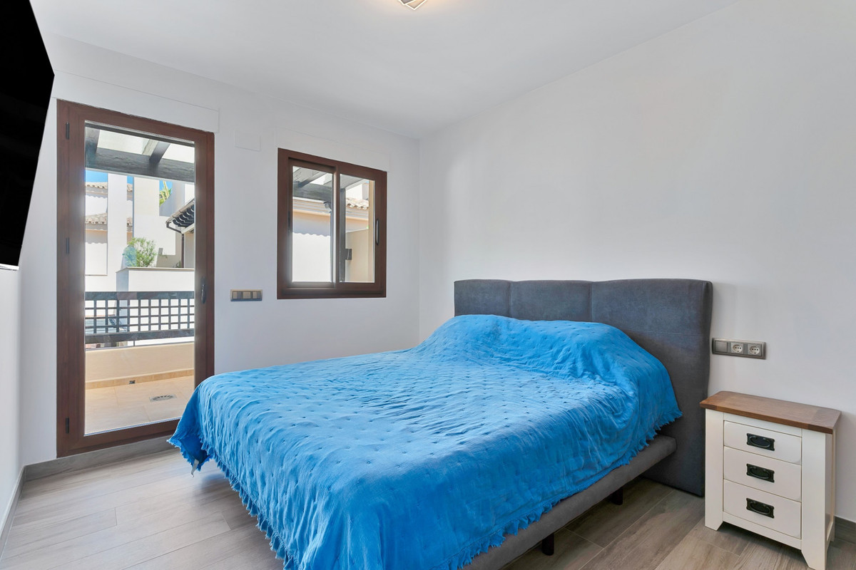 3 Bed Apartment for sale in Nueva Andalucía Costa Del Sol, Málaga, Spain
