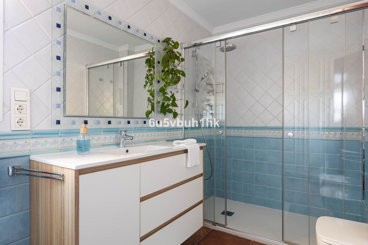 5 Bed Townhouse for sale in Málaga Costa Del Sol, Málaga, Spain