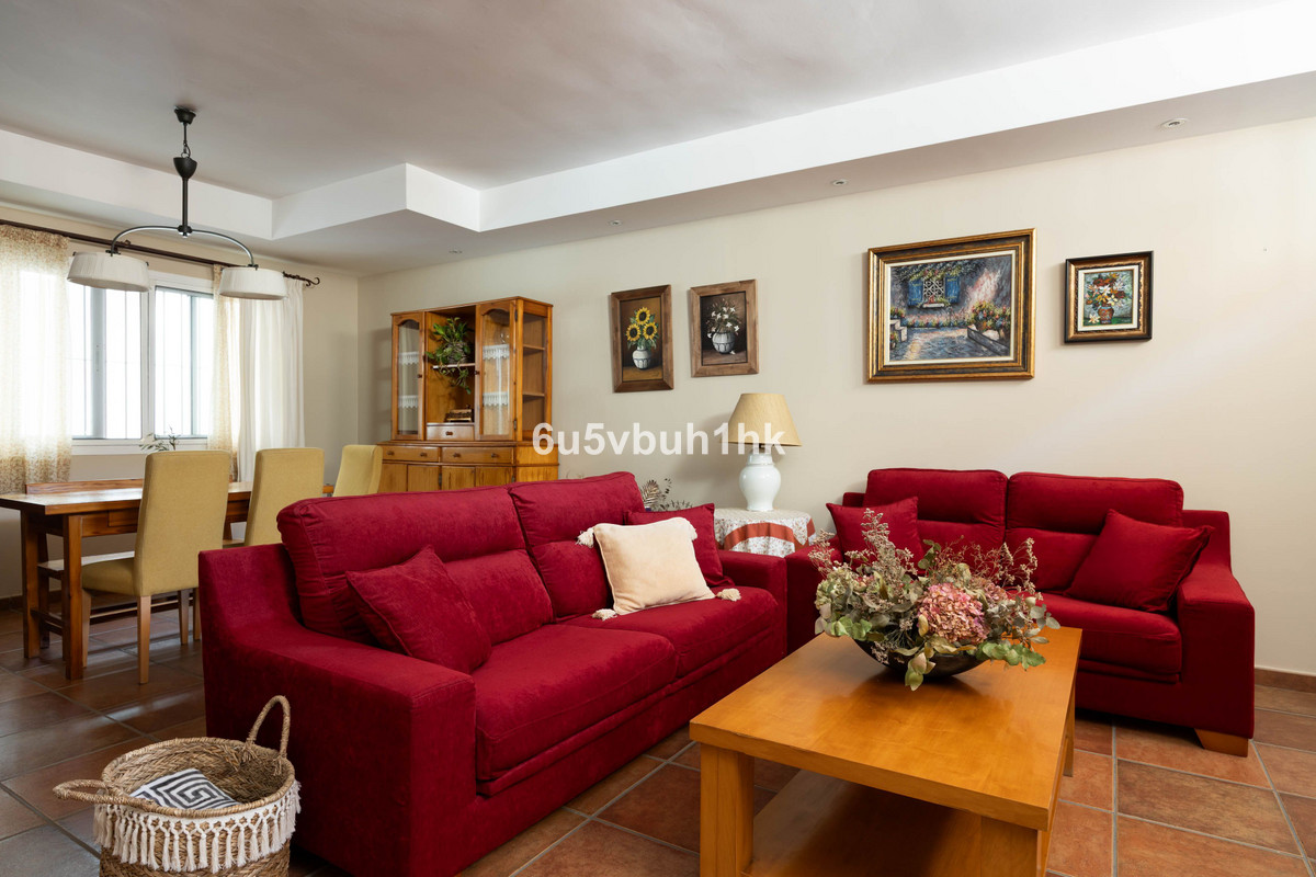 5 Bed Townhouse for sale in Málaga Costa Del Sol, Málaga, Spain