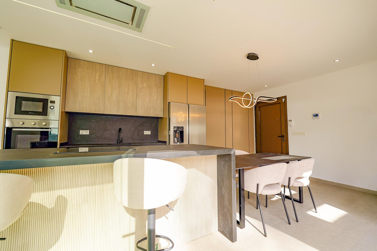 4 Bed Townhouse for sale in Almoradi Costa Blanca, Alicante, Spain
