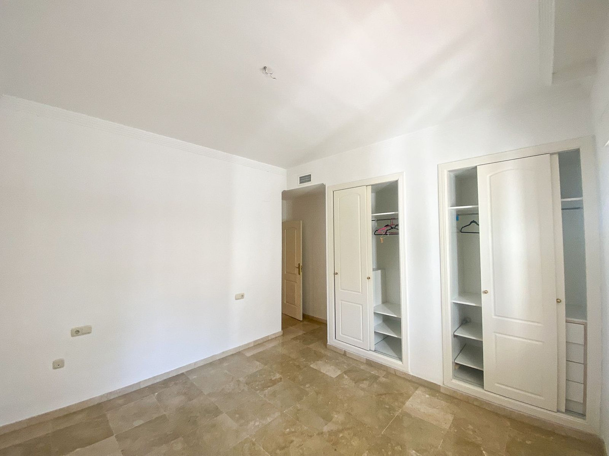 2 Bed Apartment for sale in Nueva Andalucía Costa Del Sol, Málaga, Spain
