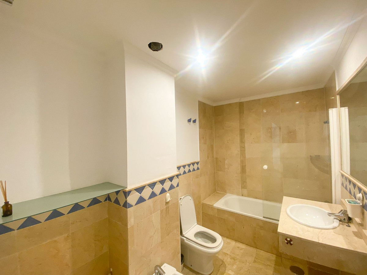 2 Bed Apartment for sale in Nueva Andalucía Costa Del Sol, Málaga, Spain
