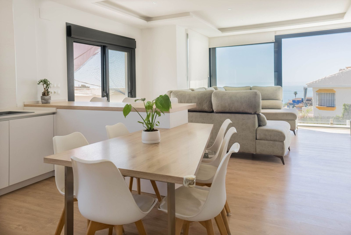5 Bed Townhouse for sale in Chilches Costa Del Sol East, Málaga, Spain