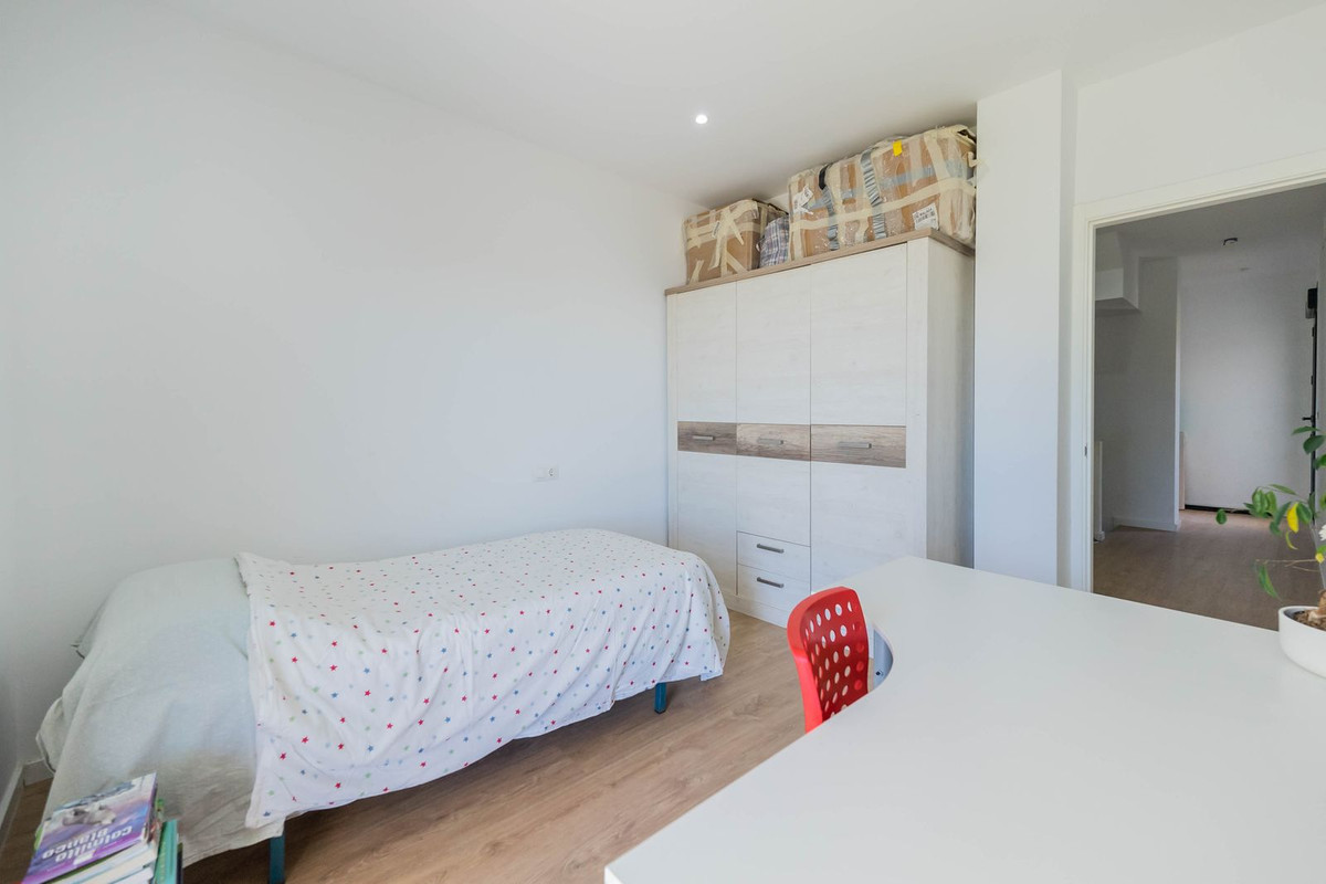 5 Bed Townhouse for sale in Chilches Costa Del Sol East, Málaga, Spain