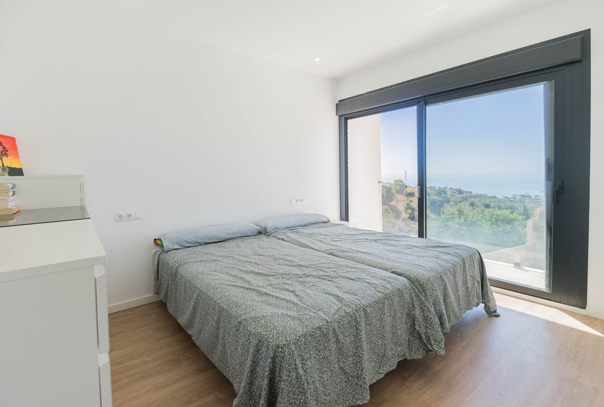 5 Bed Townhouse for sale in Chilches Costa Del Sol East, Málaga, Spain
