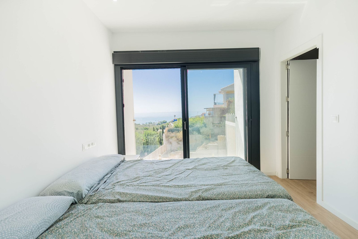 5 Bed Townhouse for sale in Chilches Costa Del Sol East, Málaga, Spain
