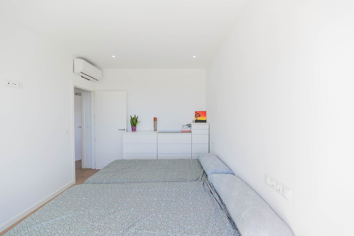 5 Bed Townhouse for sale in Chilches Costa Del Sol East, Málaga, Spain