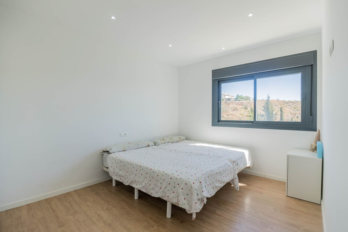 5 Bed Townhouse for sale in Chilches Costa Del Sol East, Málaga, Spain
