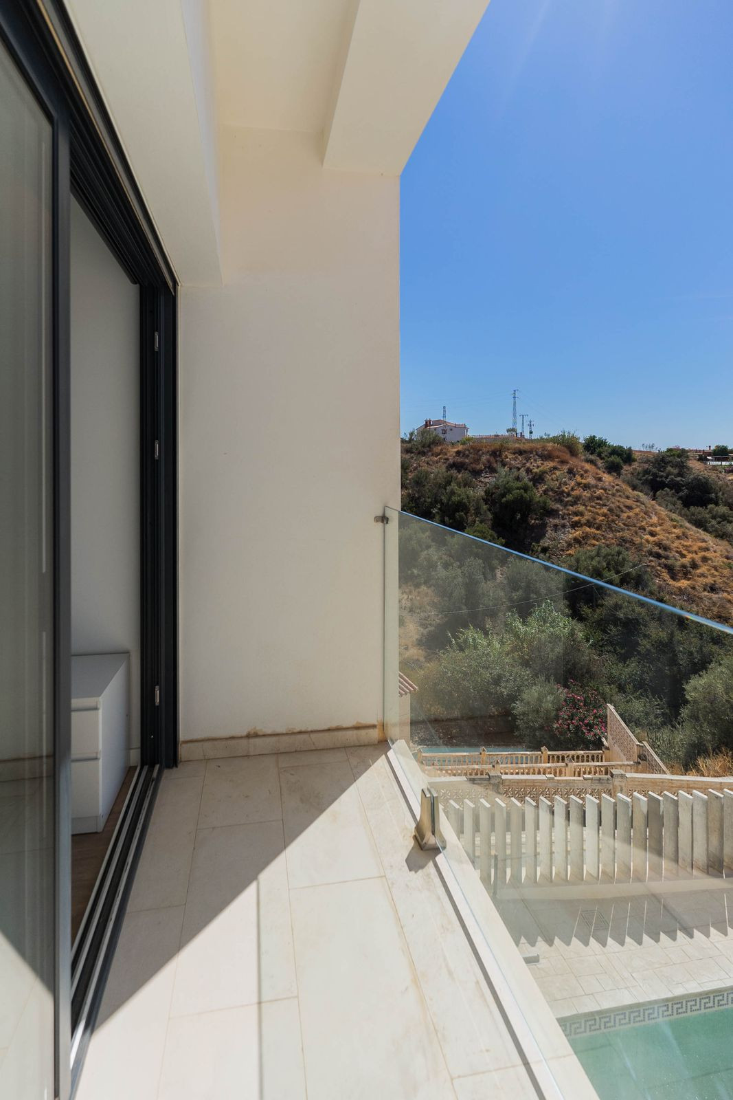 5 Bed Townhouse for sale in Chilches Costa Del Sol East, Málaga, Spain