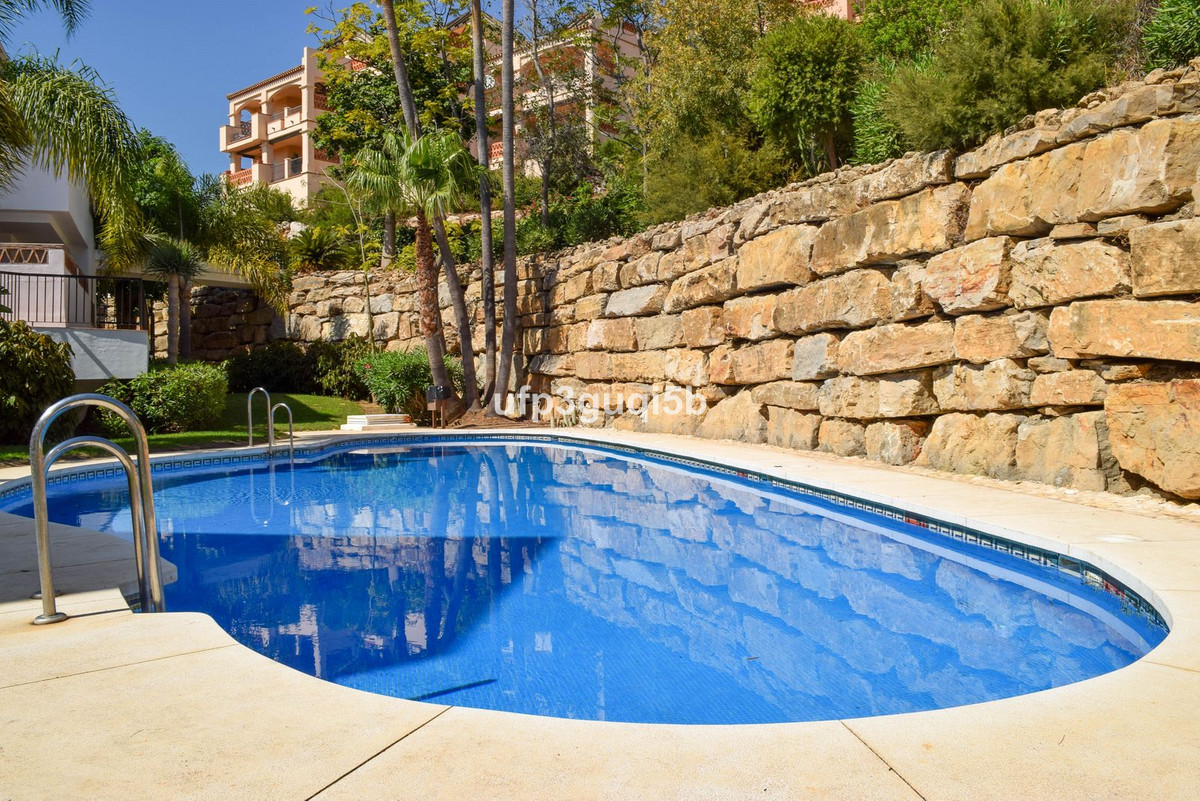 Se vende Apartamento en Planta Última de 2 dormitorios en Costa Del Sol, Málaga, España