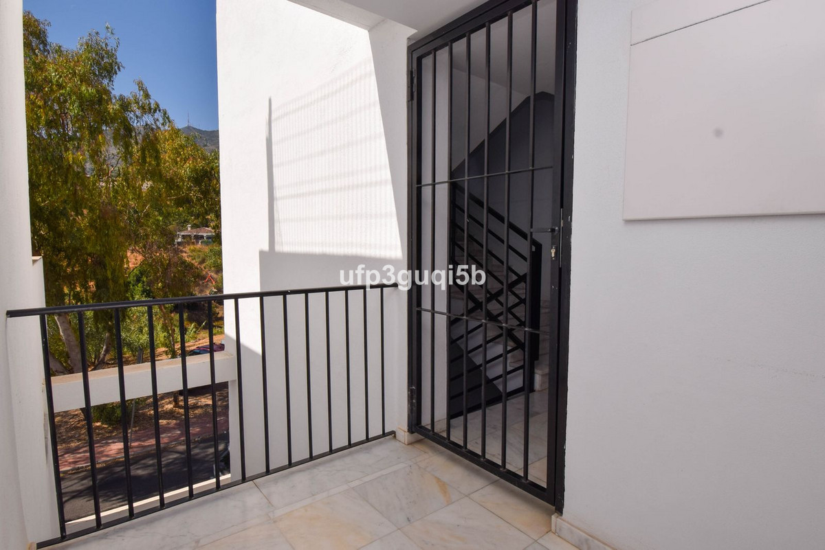 Se vende Apartamento en Planta Última de 2 dormitorios en Costa Del Sol, Málaga, España