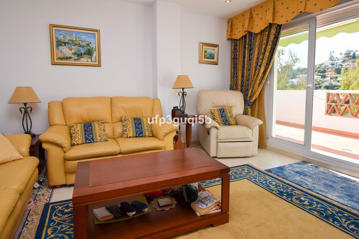 Se vende Apartamento en Planta Última de 2 dormitorios en Costa Del Sol, Málaga, España