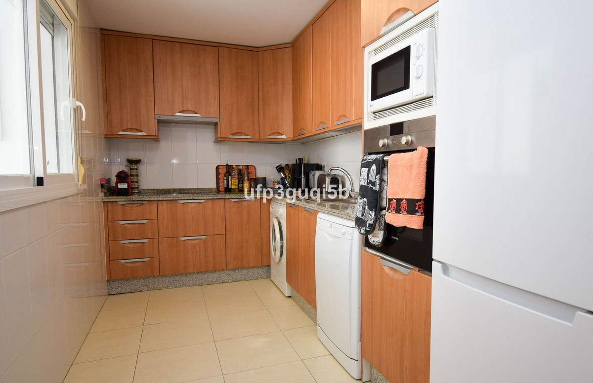 Se vende Apartamento en Planta Última de 2 dormitorios en Costa Del Sol, Málaga, España