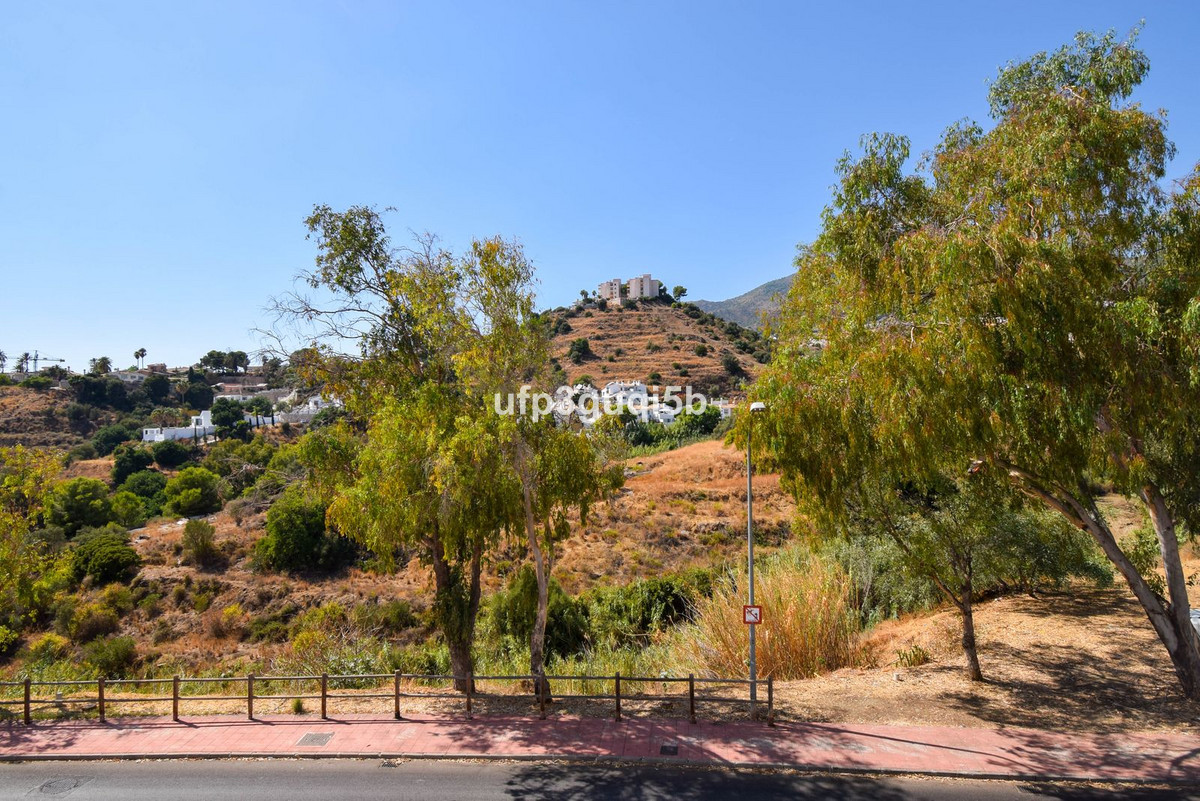 Se vende Apartamento en Planta Última de 2 dormitorios en Costa Del Sol, Málaga, España