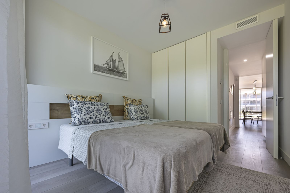 2 Bed Apartment for sale in Estepona Costa Del Sol, Málaga, Spain