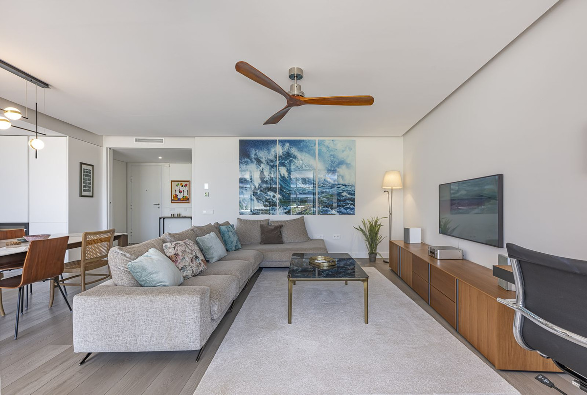 2 Bed Apartment for sale in Estepona Costa Del Sol, Málaga, Spain