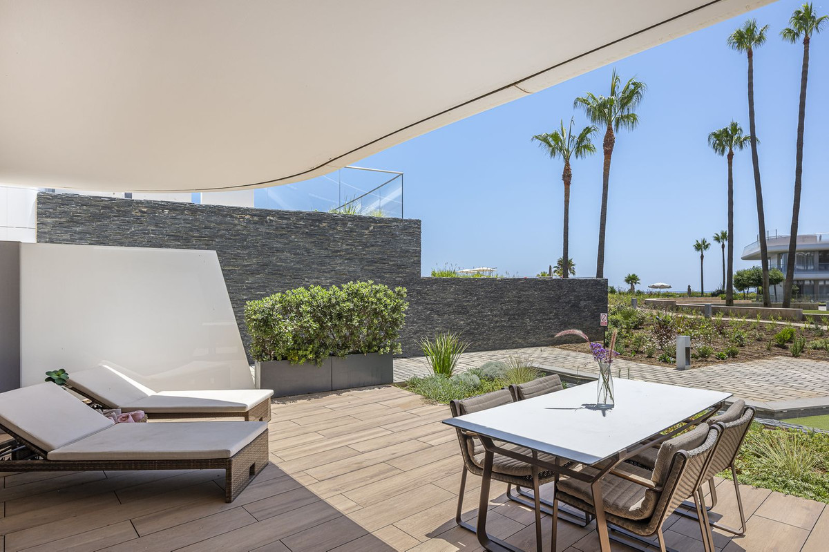2 Bed Apartment for sale in Estepona Costa Del Sol, Málaga, Spain