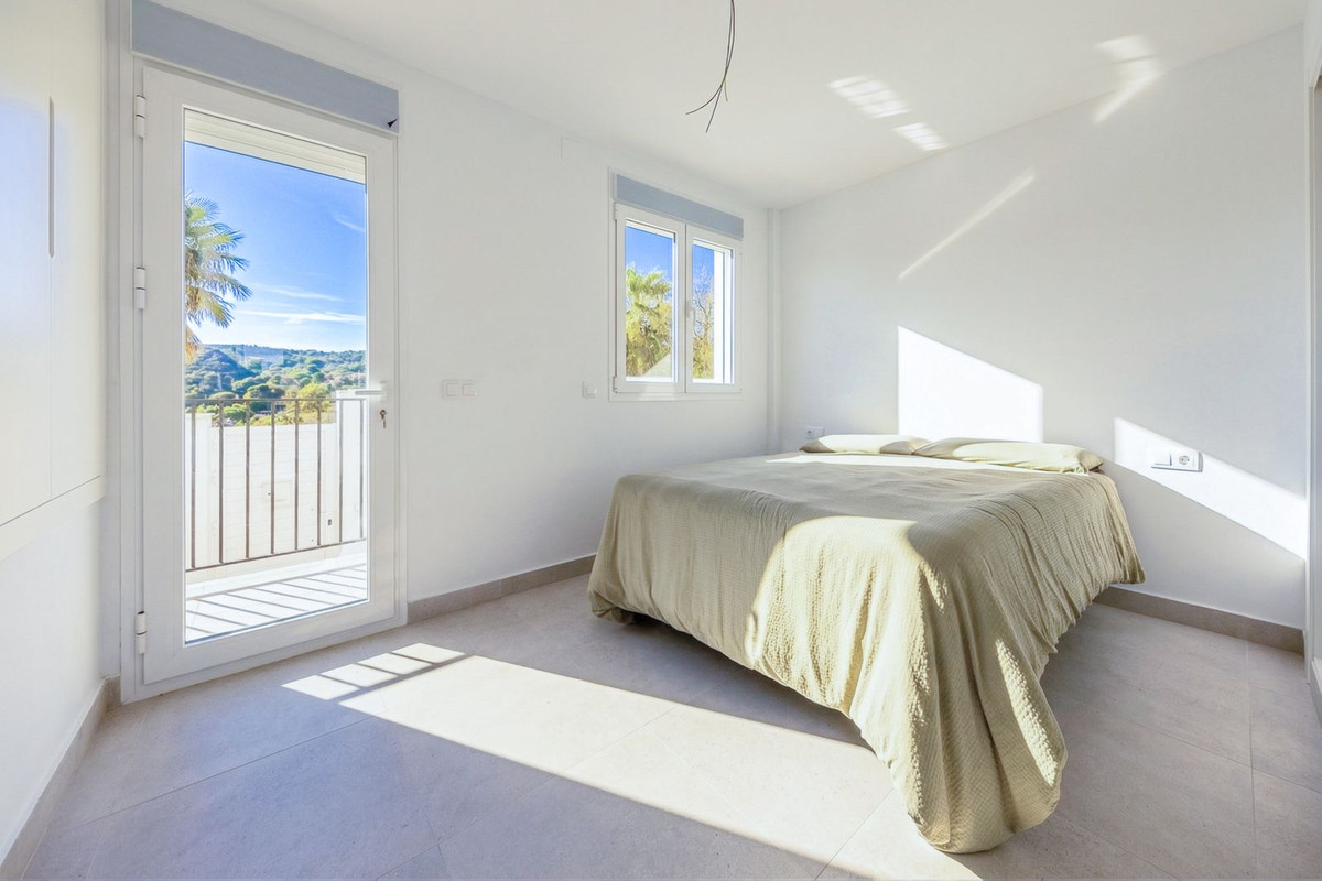 2 Bed Townhouse for sale in Manilva Costa Del Sol, Málaga, Spain