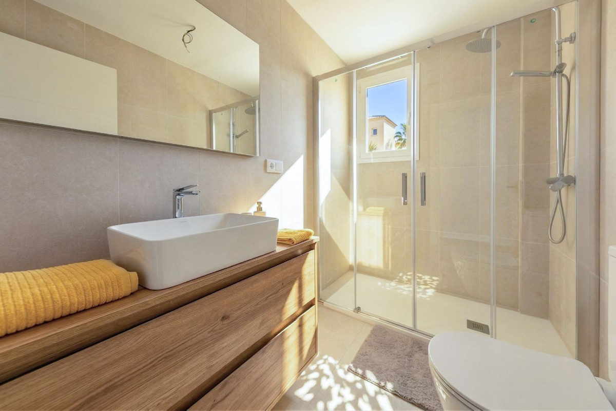 2 Bed Townhouse for sale in Manilva Costa Del Sol, Málaga, Spain