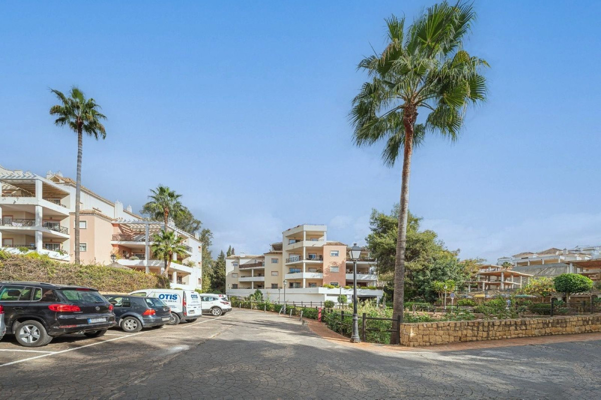 Se vende Apartamento Planta Media de 2 dormitorios en Costa Del Sol, Málaga, España