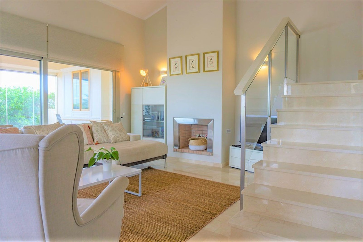 Se vende Villa - Chalet de 3 dormitorios en Costa Blanca, Alicante, España