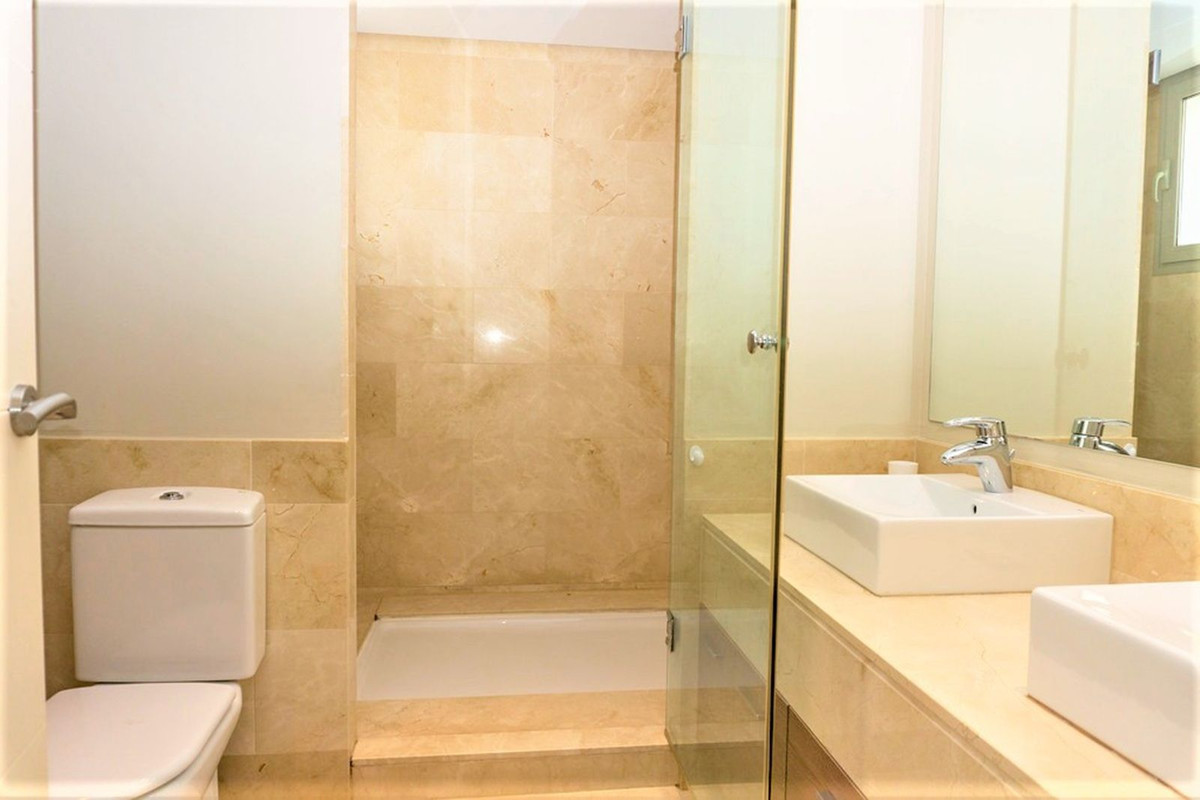 Se vende Villa - Chalet de 3 dormitorios en Costa Blanca, Alicante, España