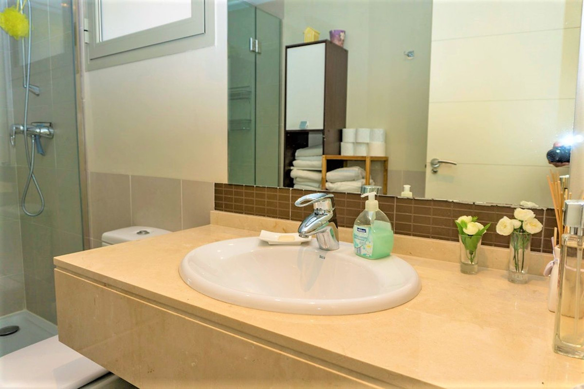 Se vende Villa - Chalet de 3 dormitorios en Costa Blanca, Alicante, España