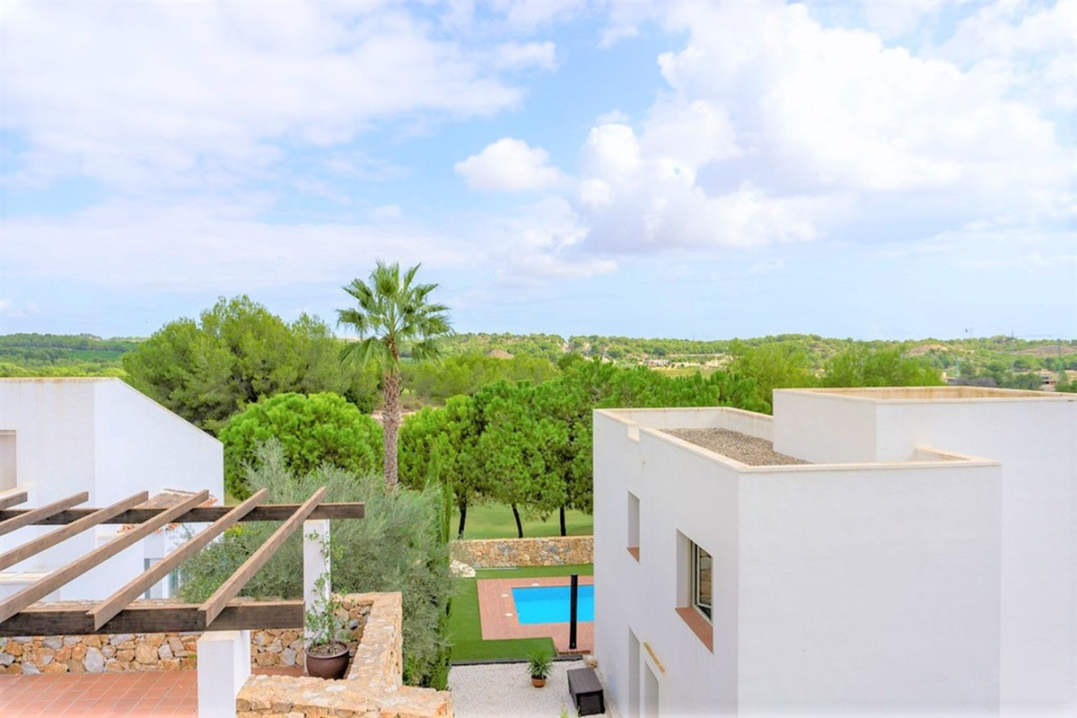 Se vende Villa - Chalet de 3 dormitorios en Costa Blanca, Alicante, España