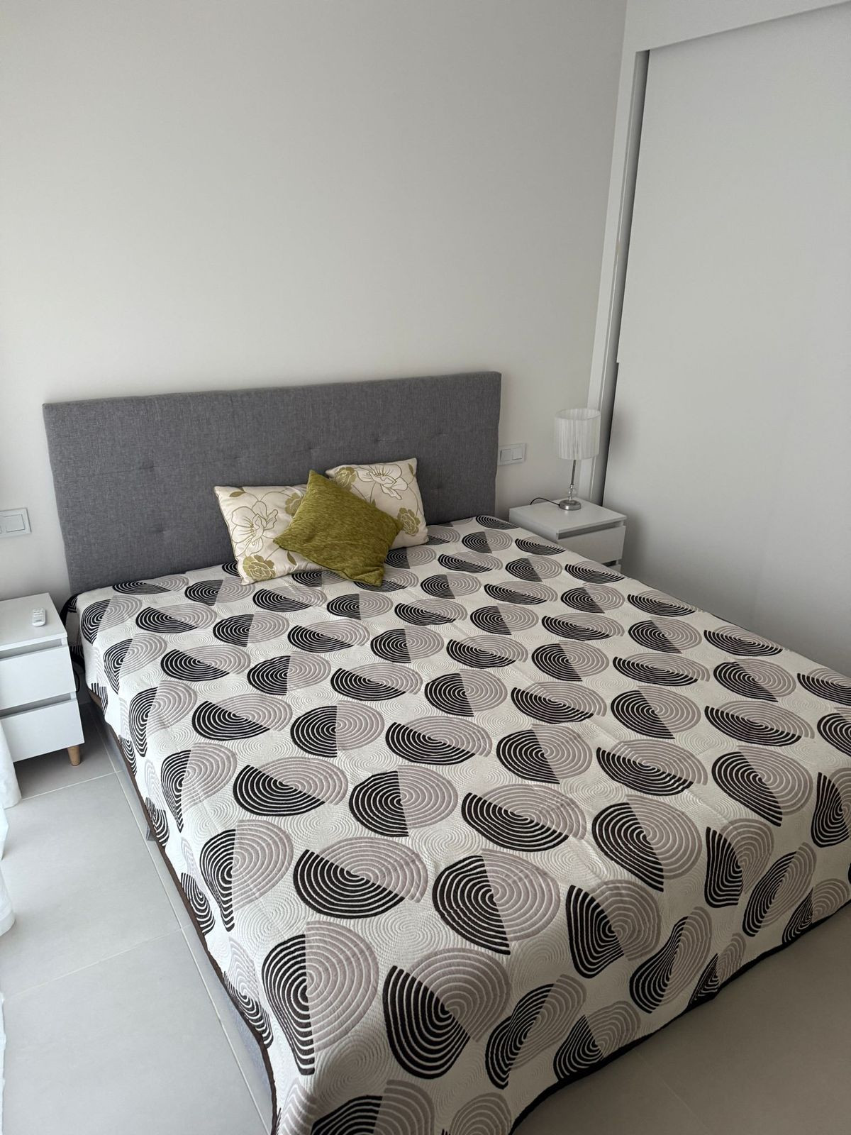 2 Bed Apartment for sale in Benalmadena Costa Costa Del Sol, Málaga, Spain